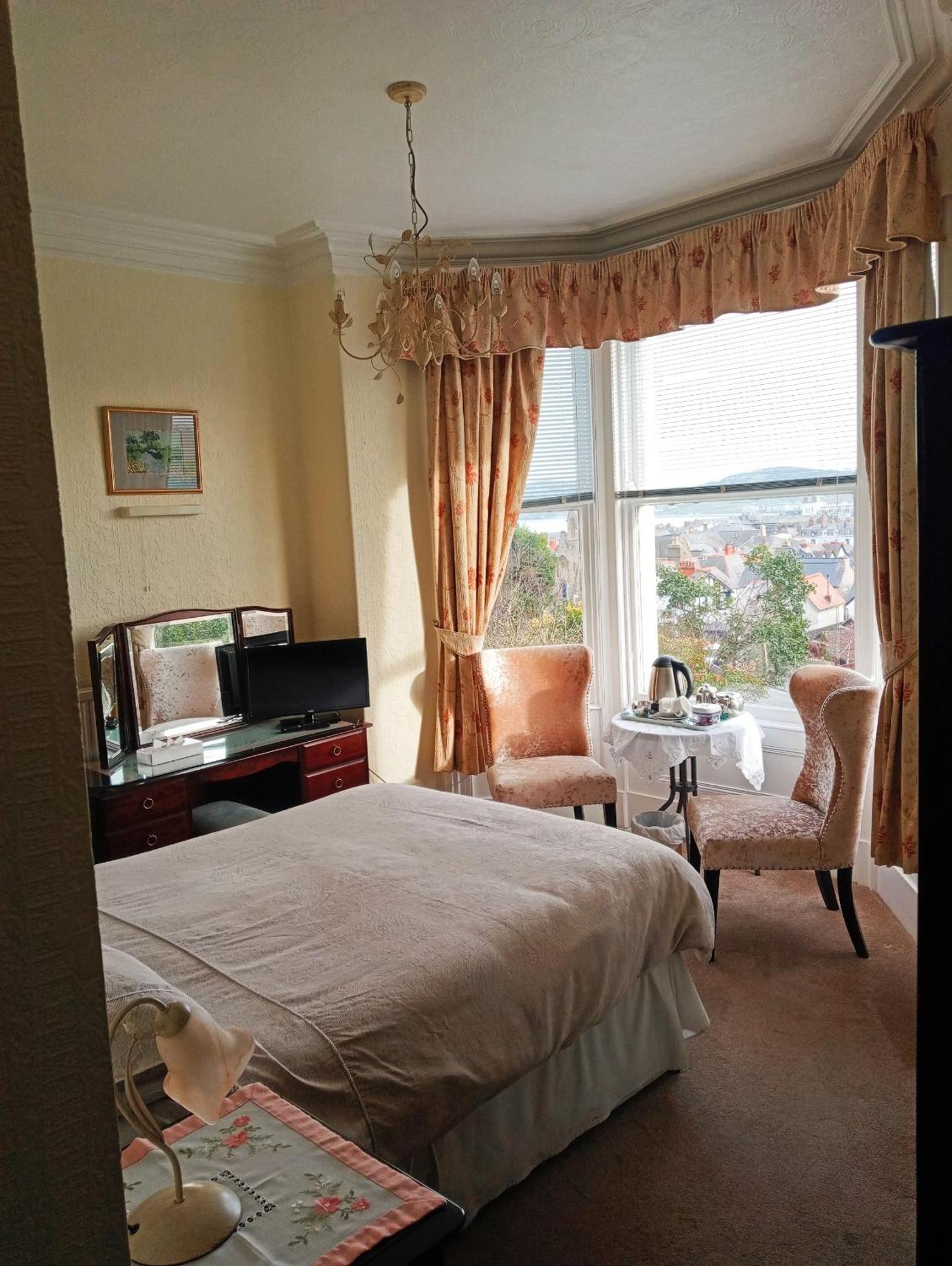 Bron Orme Private Hotel Llandudno Ngoại thất bức ảnh